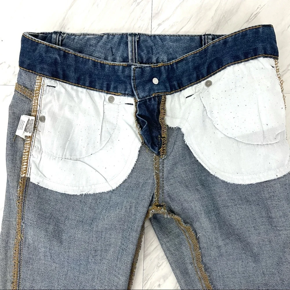 Free People- Skinny Jeans in Medium Wash Size 24. - Picture 6 of 8